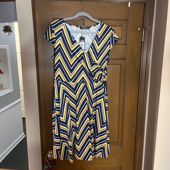 Blue and yellow dress - Picture 1 of 1